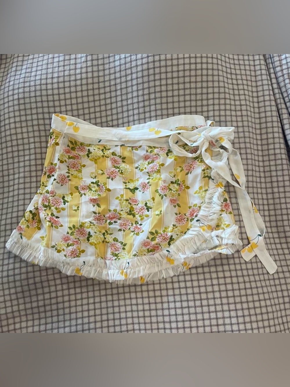 For Love & Lemons Cute Floral Wrap Skort -L